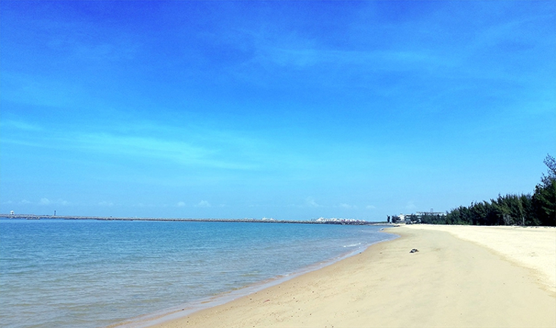 雅居乐金沙湾海边实景 雅居乐金沙湾海边实景