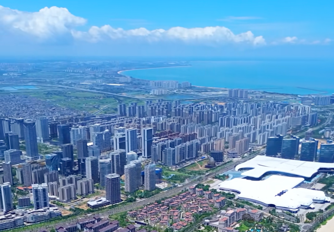 专案委托·泰达天海国际 | 房东移民急售!西海岸建面174㎡毛坯洋房+40㎡大露台